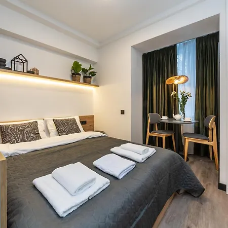 Апартаменти Myfreedom Поруч Із Метро Голосіївська Kyiv Room photo